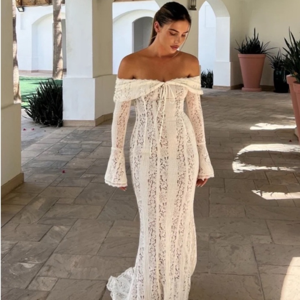 NWT Angel Lane Georgette Lace Maxi Ivory